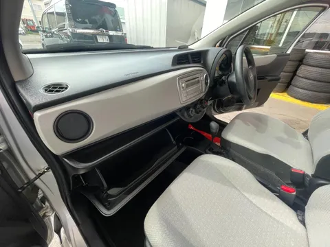 Toyota Yaris (Vitz)
