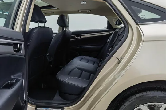 Geely Emgrand GL