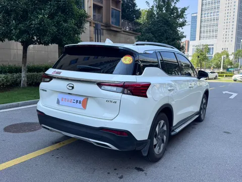 Gac GS4