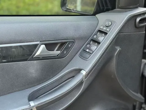 Mercedes-Benz R-Class