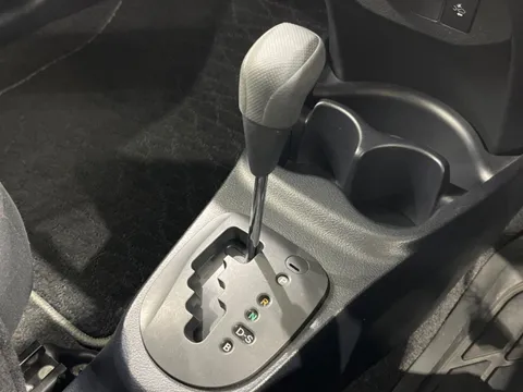 Toyota Yaris (Vitz)