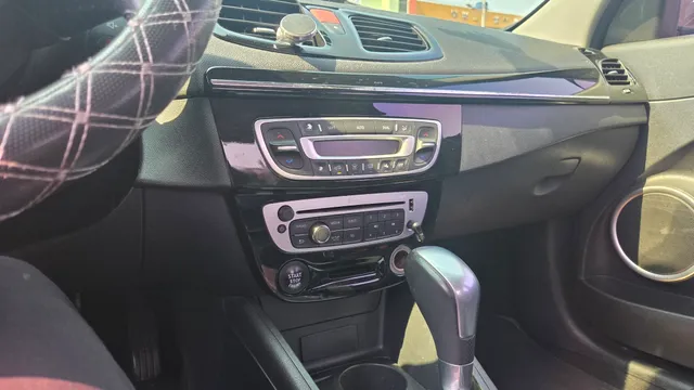 Renault SM3