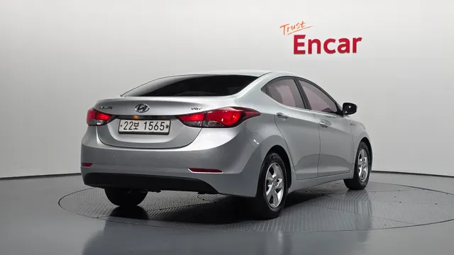 Hyundai Elantra (Avante)