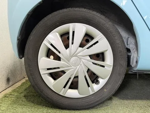 Daihatsu Mira Tocot