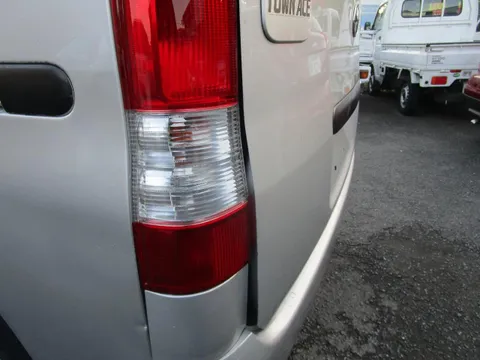 Toyota TownAce Van