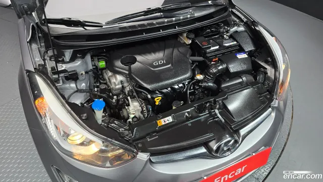 Hyundai Elantra (Avante)