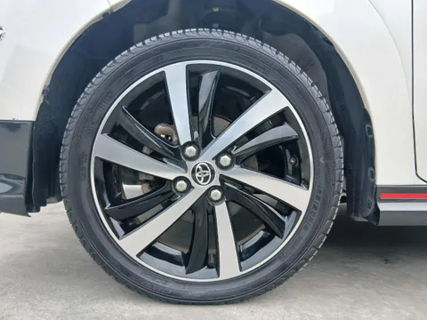 Toyota Pixis Joy