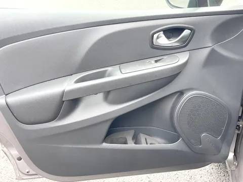 Renault Lutecia