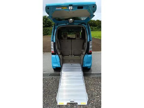 Honda N-BOX Plus