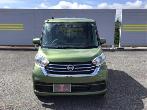 Nissan Dayz Roox