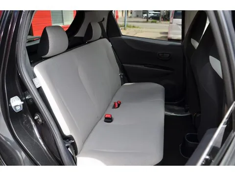 Toyota Yaris (Vitz)