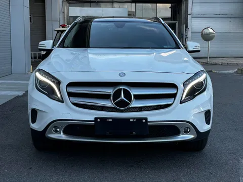 Mercedes-Benz Mercedes-Benz GLA