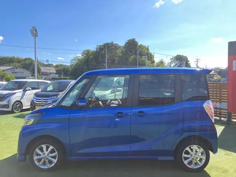 Nissan Dayz Roox