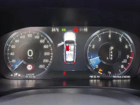 Volvo V90