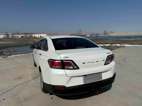 Venucia D60