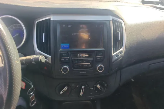 Dongfeng AX3