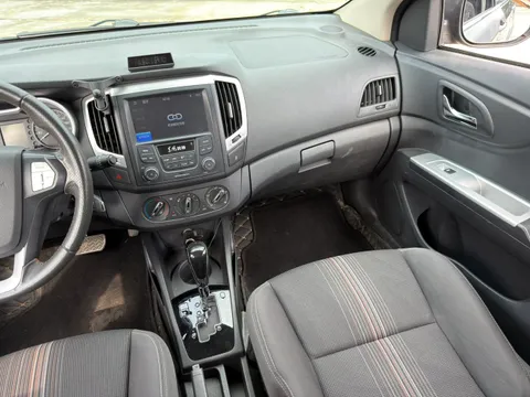 Dongfeng AX3