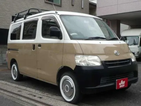 Toyota TownAce Van
