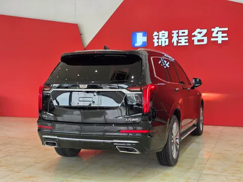 Cadillac XT6
