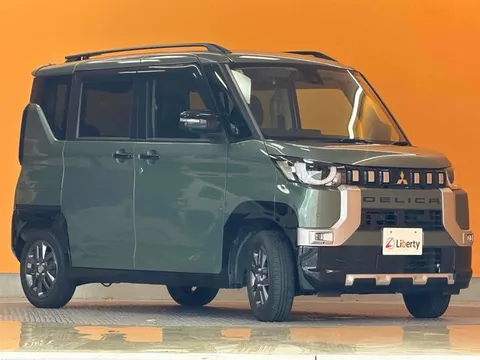 Mitsubishi Delica Mini