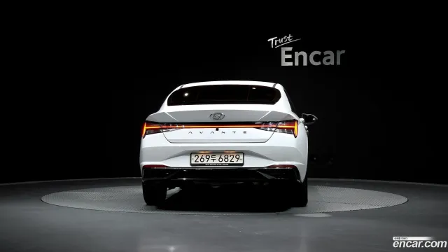 Hyundai Elantra (Avante)