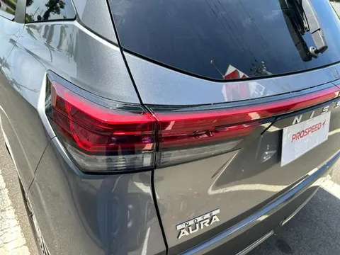 Nissan Note Aura