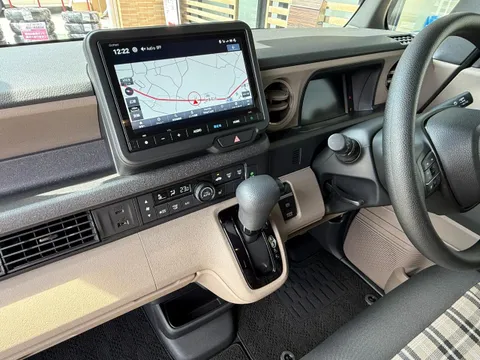 Honda N-BOX Joy