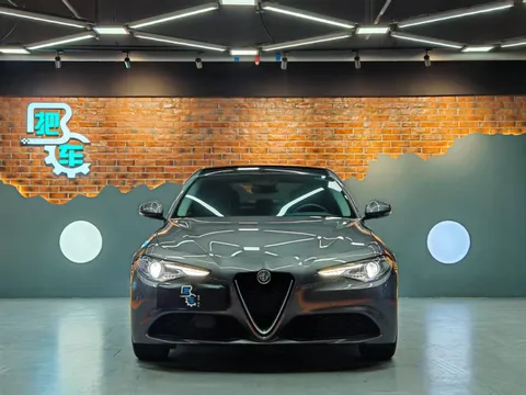 Alfa Romeo Giulia