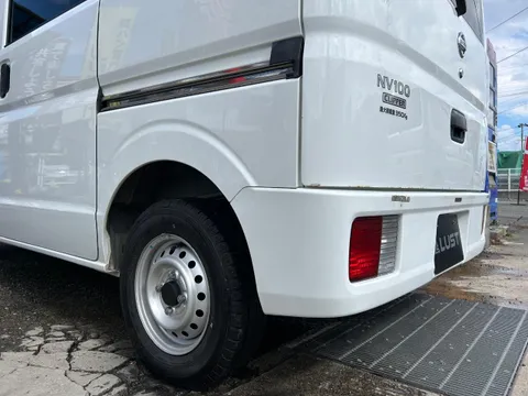 Nissan Clipper