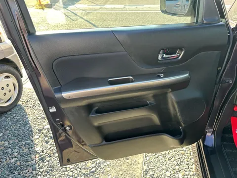 Suzuki Spacia Custom Z