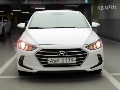 Hyundai Elantra (Avante)