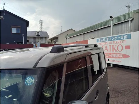 Suzuki Spacia Gear