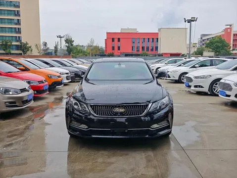Zotye Z700