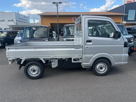 Nissan Clipper Truck