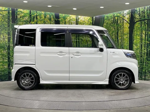 Suzuki Spacia Custom