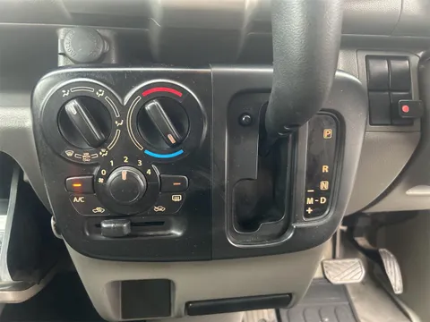 Nissan Clipper
