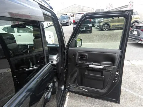 Suzuki Spacia Gear