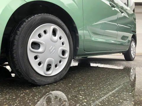 Suzuki Spacia