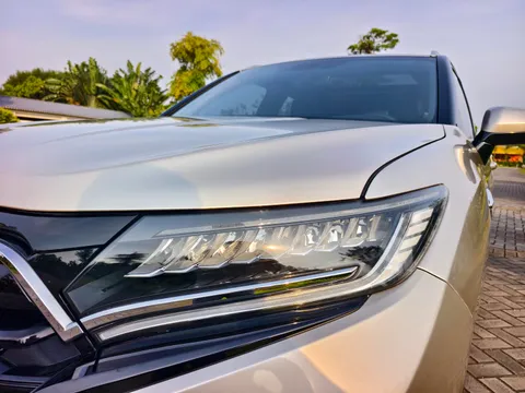Honda UR-V