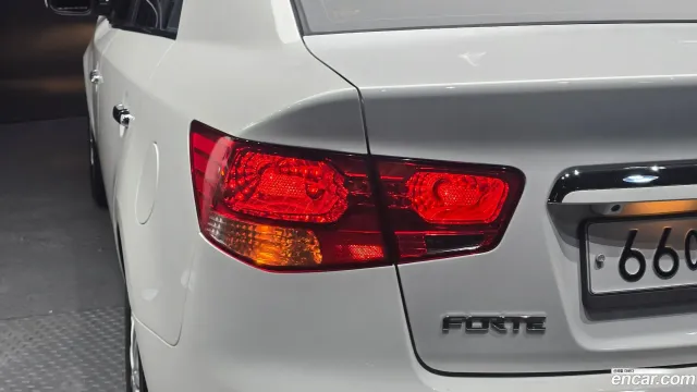 Kia Cerato (Forte)