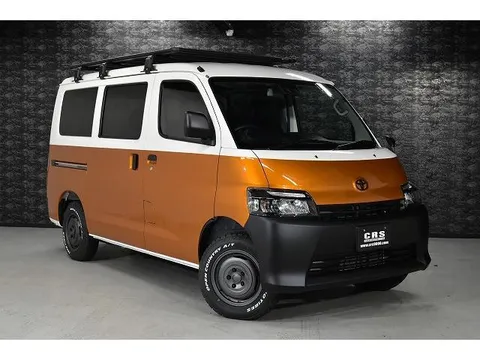Toyota TownAce Van