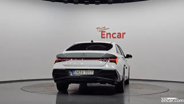 Hyundai Elantra (Avante)