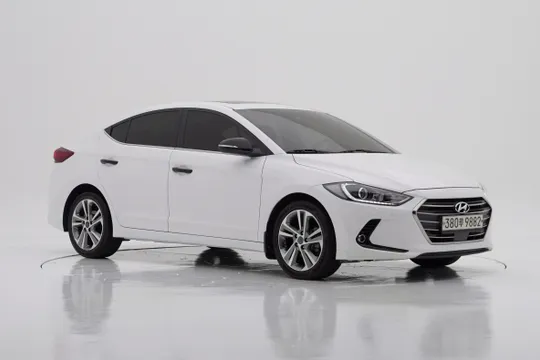 Hyundai Elantra (Avante)