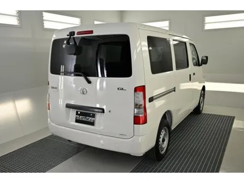 Toyota TownAce Van