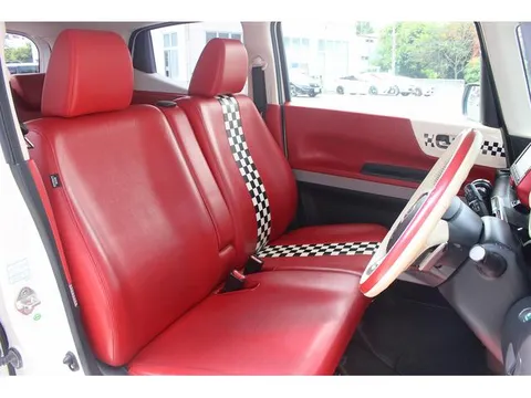 Honda N-BOX Slash