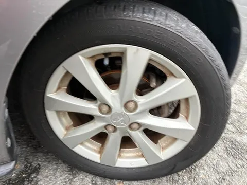 Mitsubishi Mirage