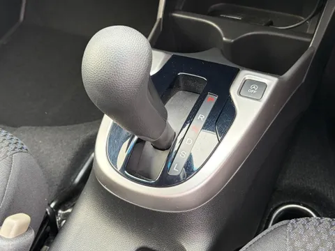 Honda Jazz (Fit)