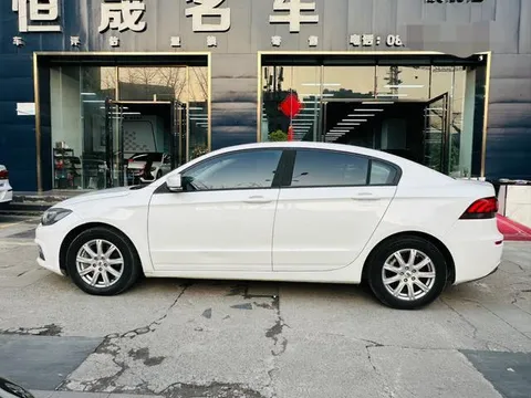 Qoros 3