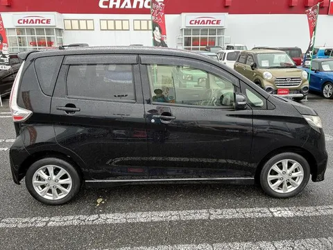 Mitsubishi eK Custom