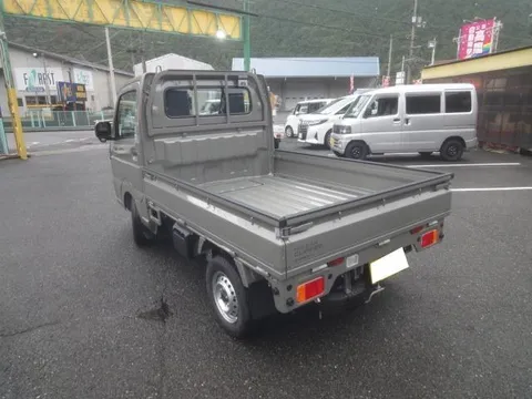 Nissan Clipper Truck